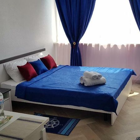 7 Days Apartments Апартаменты В Затоке Zatoka Esterno foto
