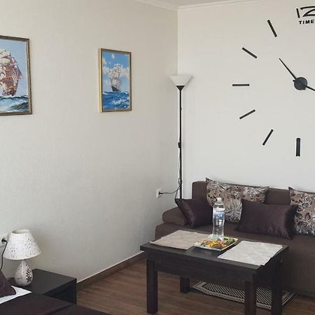 7 Days Apartments Апартаменты В Затоке Zatoka Esterno foto