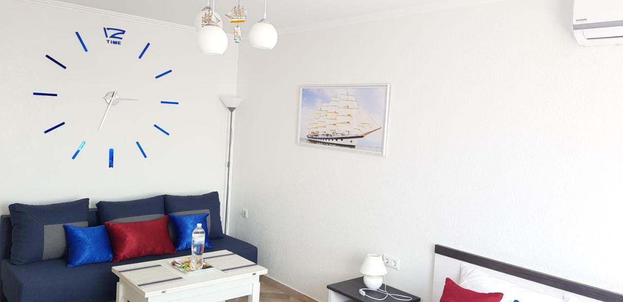 7 Days Apartments Апартаменты В Затоке Zatoka Esterno foto
