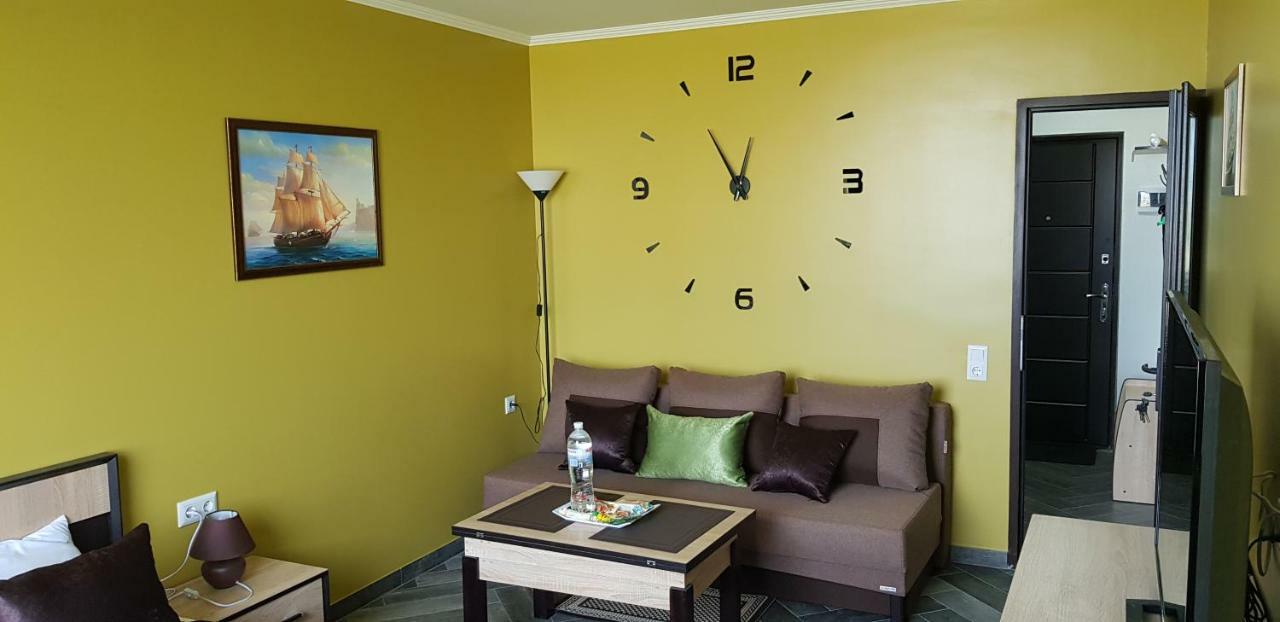 7 Days Apartments Апартаменты В Затоке Zatoka Esterno foto