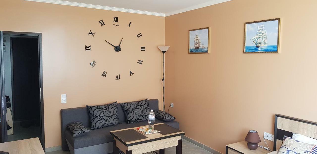 7 Days Apartments Апартаменты В Затоке Zatoka Esterno foto